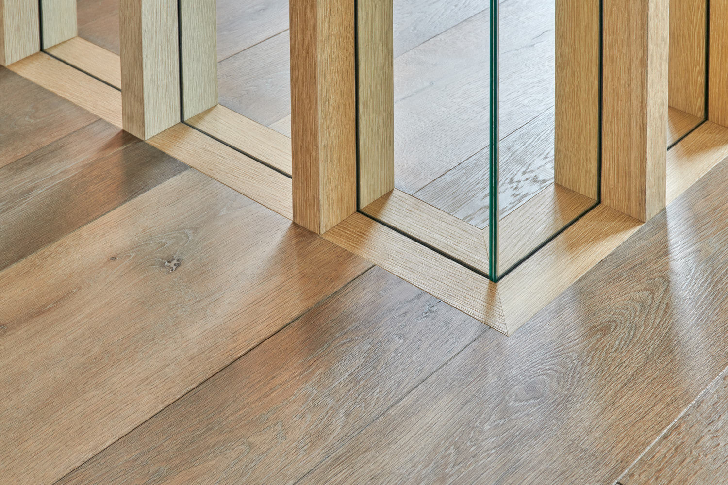 How to Test the Finish on Hardwood Floors